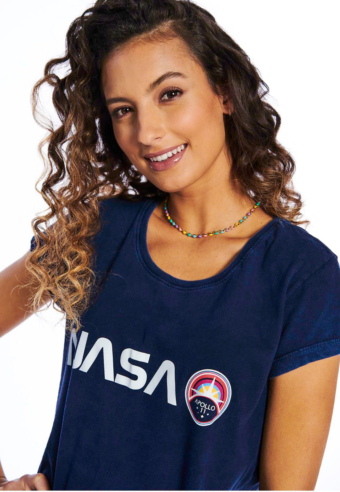 T-shirt Babylook Nasa Marmorizada Marinho